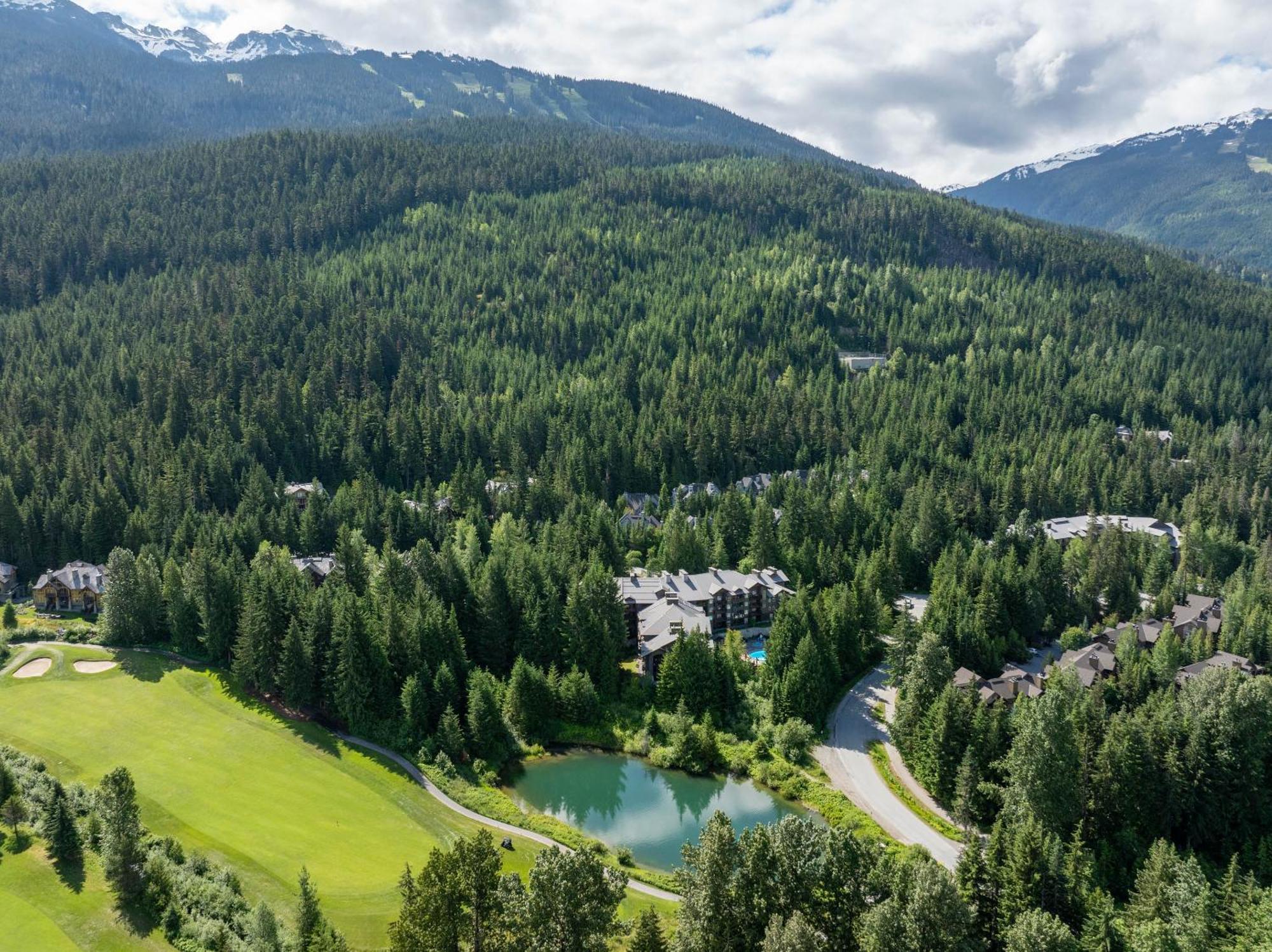 Lost Lake Lodge By Whistler Premier Экстерьер фото
