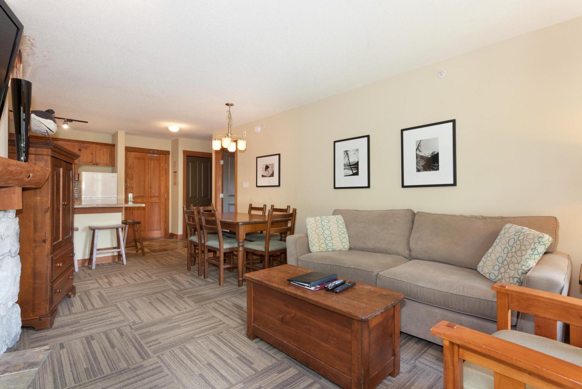 Lost Lake Lodge By Whistler Premier Экстерьер фото