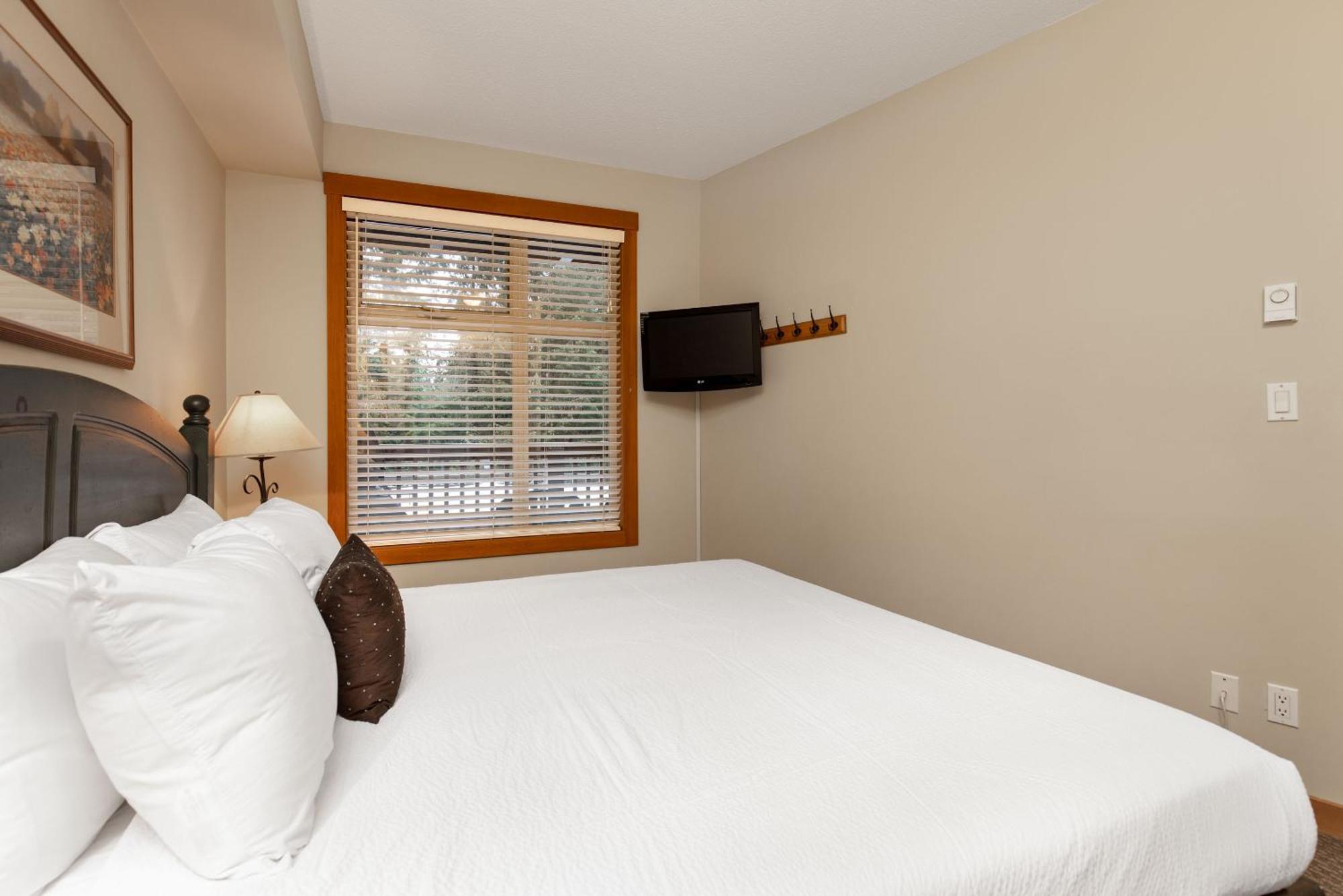 Lost Lake Lodge By Whistler Premier Экстерьер фото
